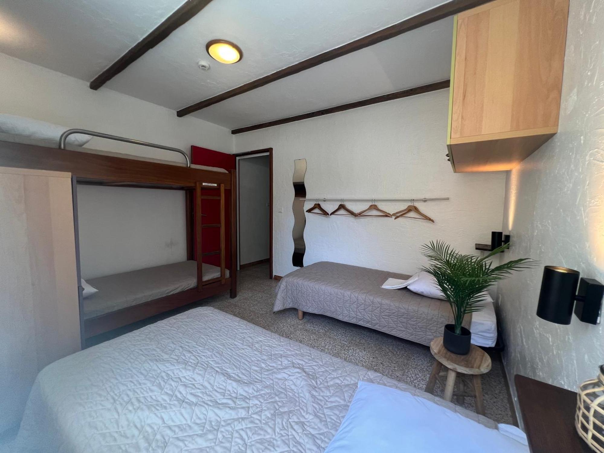 Auberge de jeunesse L'Oustaou à Castellane Extérieur photo