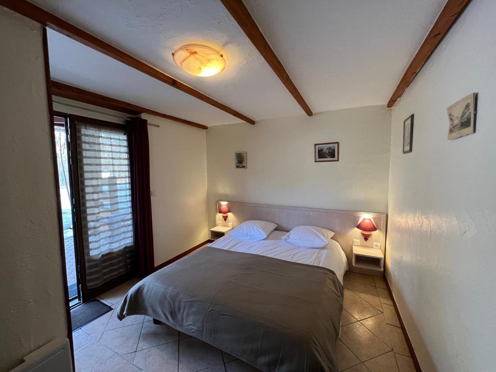 Auberge de jeunesse L'Oustaou à Castellane Extérieur photo