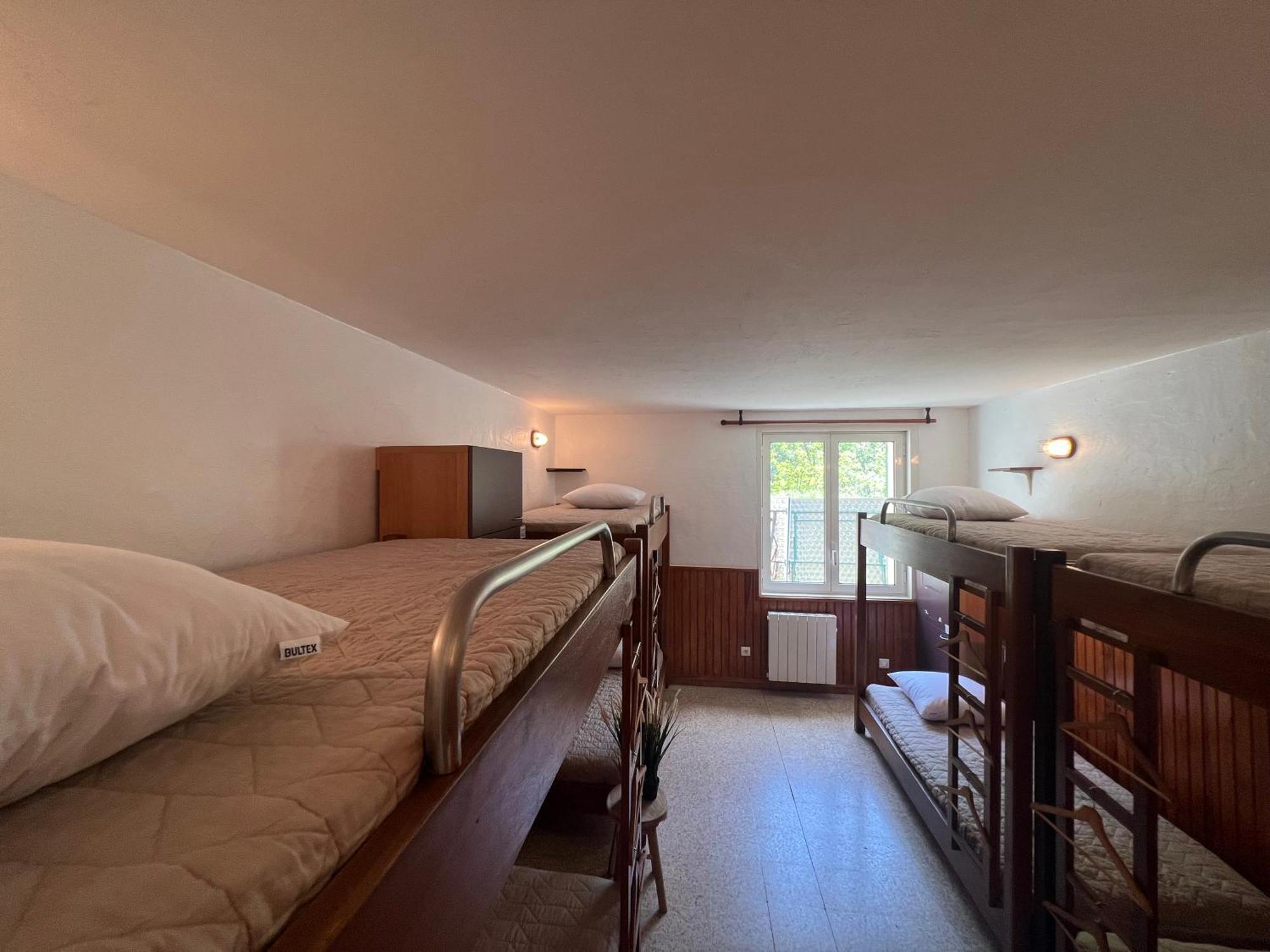 Auberge de jeunesse L'Oustaou à Castellane Extérieur photo