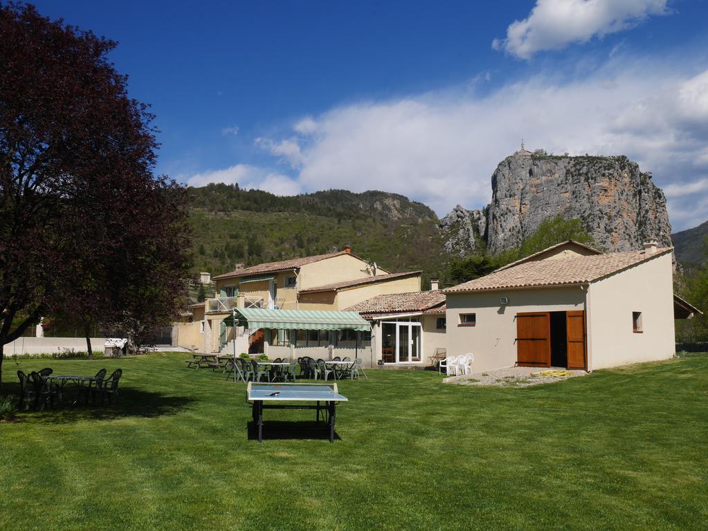 Auberge de jeunesse L'Oustaou à Castellane Extérieur photo